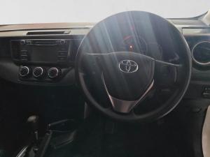 Toyota RAV4 2.0 GX auto - Image 14