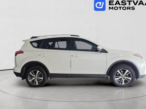 Toyota RAV4 2.0 GX auto - Image 8