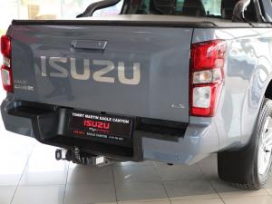 Isuzu D-Max 1.9TD double cab LS auto - Image 10