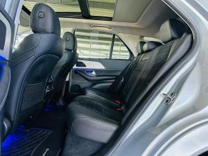 Mercedes-Benz GLE GLE300d 4Matic - Image 6