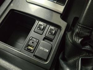 Toyota Land Cruiser Prado 3.0DT VX - Image 13