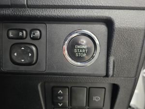 Toyota Land Cruiser Prado 3.0DT VX - Image 14