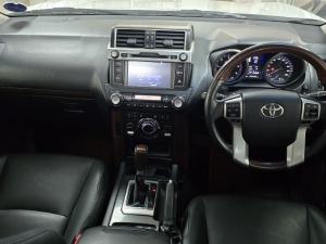 Toyota Land Cruiser Prado 3.0DT VX - Image 2