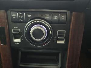 Toyota Land Cruiser Prado 3.0DT VX - Image 7