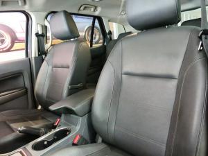 Ford Everest 3.2TDCi XLT - Image 8
