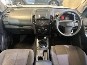 Isuzu D-Max 250 double cab Hi-Ride - Image 12