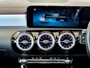 Mercedes-Benz CLA CLA220d Progressive - Image 17