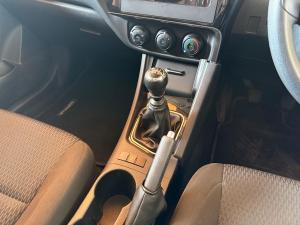 Toyota Corolla Quest 1.8 Plus manual - Image 13