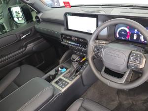 Toyota Land Cruiser Prado 2.8GD VX-R - Image 14