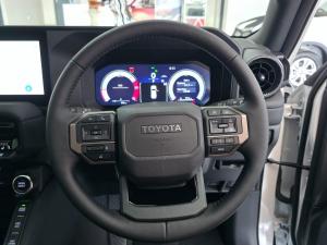 Toyota Land Cruiser Prado 2.8GD VX-R - Image 22