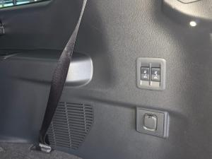 Toyota Land Cruiser Prado 2.8GD VX-R - Image 30