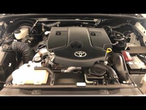 Toyota Hilux 2.4GD-6 Xtra cab Raider manual - Image 14