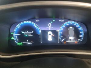 Toyota Corolla Cross 1.8 HEV XR - Image 11