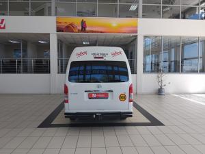 Toyota Hiace 2.5D-4D bus 14-seater GL - Image 5