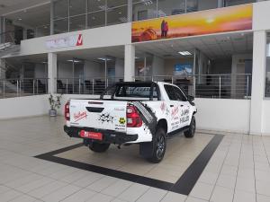 Toyota Hilux 2.8GD-6 48V double cab 4x4 Raider - Image 2