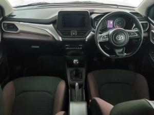 Toyota Corolla Cross 1.8 Hybrid XS - Image 6