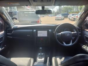 Toyota Fortuner 2.4GD-6 4x4 - Image 6