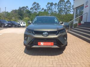 Toyota Fortuner 2.4GD-6 4x4 - Image 4