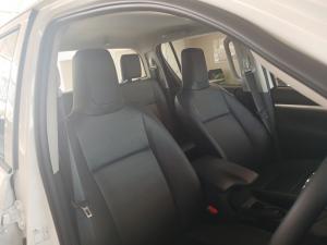 Toyota Hilux 2.4 GD-6 SR 4X4D/C - Image 16