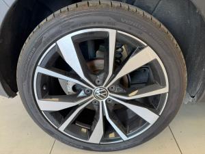Volkswagen Taigo 1.0 TSI R-LINE DSG - Image 9
