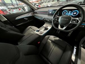 Jetour X70 Plus 1.5T Momentum - Image 17