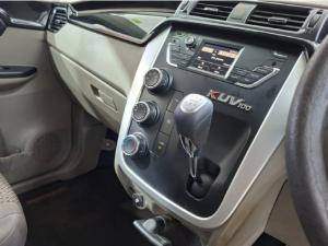 Mahindra KUV100 1.2 G80 K8 - Image 11