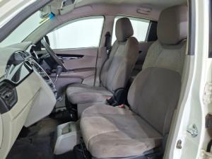 Mahindra KUV100 1.2 G80 K8 - Image 6