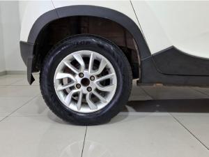 Mahindra KUV100 1.2 G80 K8 - Image 8