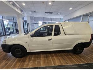 Nissan NP200 1.6i safety pack (aircon) - Image 2