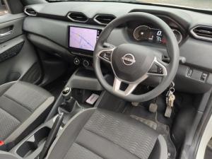 Nissan Magnite 1.0 Turbo Visia - Image 6