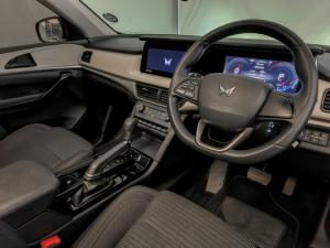 Mahindra XUV700 2.0T AX5 - Image 6