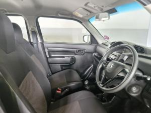 Suzuki S-Presso 1.0 GL manual - Image 5