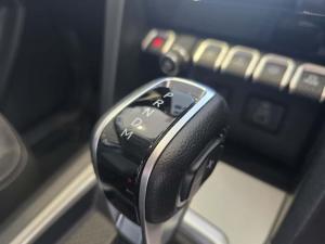 Volkswagen Amarok 2.0TDI double cab Life 4Motion auto - Image 12