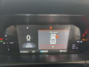 Volkswagen Amarok 2.0TDI double cab Life 4Motion auto - Image 15