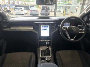 Volkswagen Amarok 2.0TDI double cab Life 4Motion auto - Image 17
