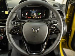 Mahindra XUV 3XO 1.2T AX7L - Image 22