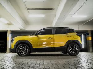 Mahindra XUV 3XO 1.2T AX7L - Image 2