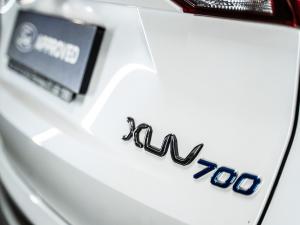 Mahindra XUV700 2.0T AX5 - Image 13