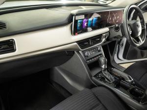Mahindra XUV700 2.0T AX5 - Image 25