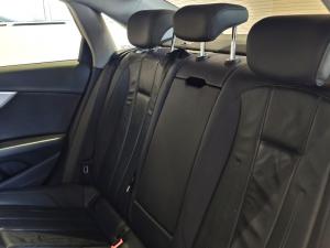 Audi A4 40TFSI S line - Image 9