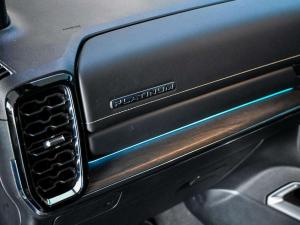 Ford Everest 3.0TD V6 4WD Platinum - Image 11