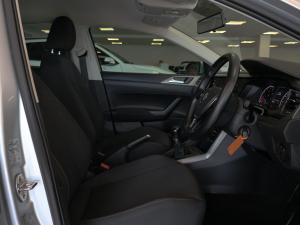 Volkswagen Polo hatch 1.0TSI Comfortline - Image 15