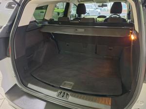 Ford Kuga 1.5T Ambiente auto - Image 11