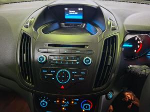 Ford Kuga 1.5T Ambiente auto - Image 17