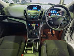Ford Kuga 1.5T Ambiente auto - Image 19