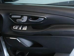 Mercedes-Benz V-Class V300d Exclusive - Image 15