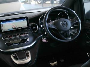 Mercedes-Benz V-Class V300d Exclusive - Image 16