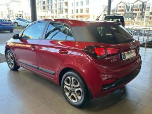 Hyundai i20 1.4 Fluid auto - Image 4