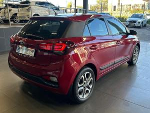 Hyundai i20 1.4 Fluid auto - Image 6