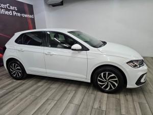 Volkswagen Polo hatch 1.0TSI Life manual - Image 12